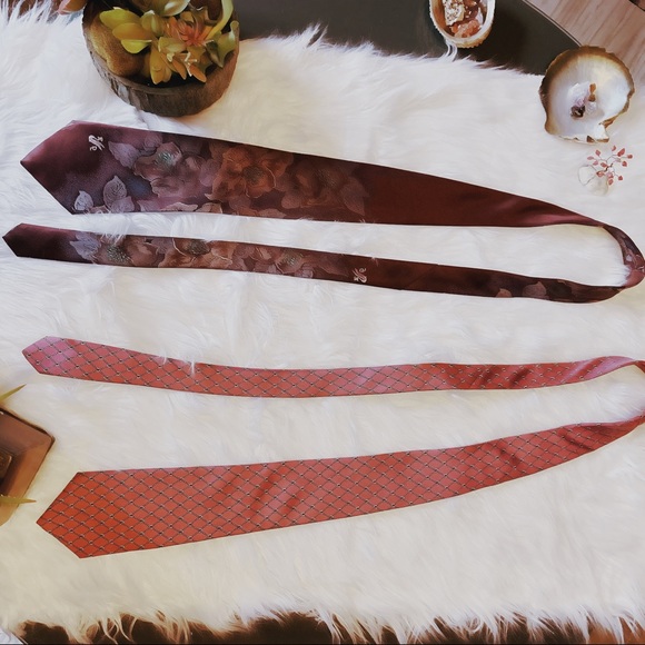 Vintage Tie Bundle 📦 - Picture 2 of 5